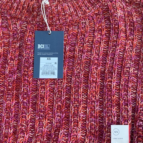 Universal Threads Sweater - Picture 2 of 2